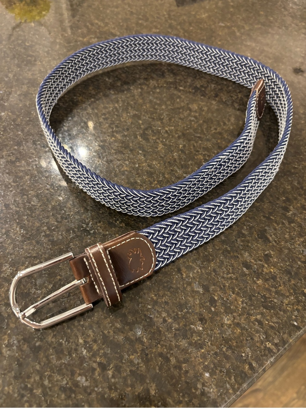 Roostas Men's Woven Stretch Belt in Navy and White with Brown Leather Trim